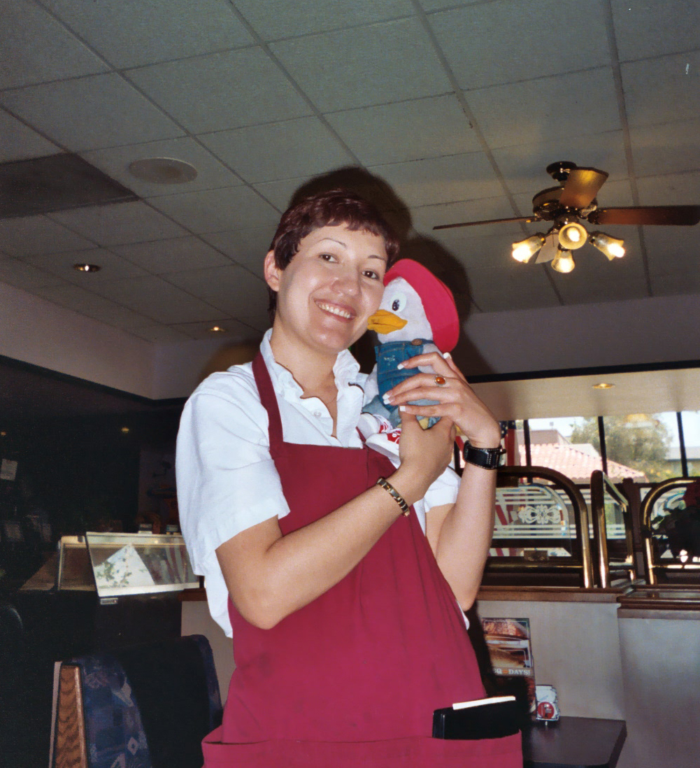 Haroldt-Waitress.jpg